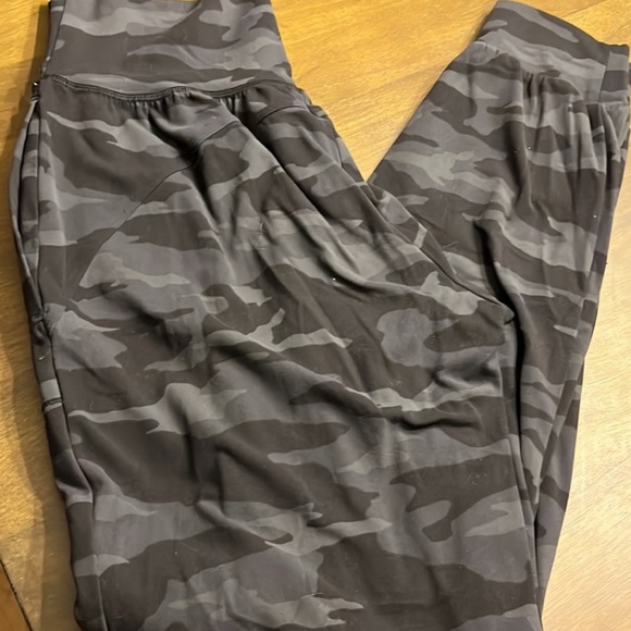 Athleta Salutation jogger small - Picture 5 of 7